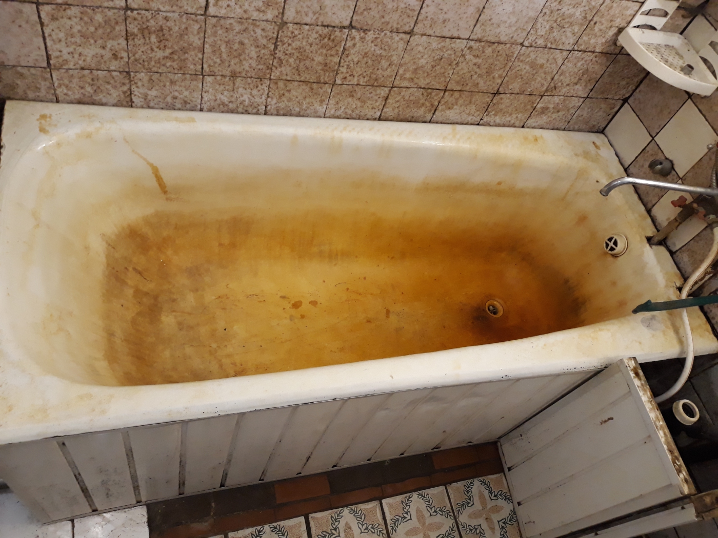 Восстановим чугунную ванну. Восстановление чугунной ванны. Старая чугунная ванна. Восстановленная чугунная ванна. Реставрированная чугунная Советская ванна.